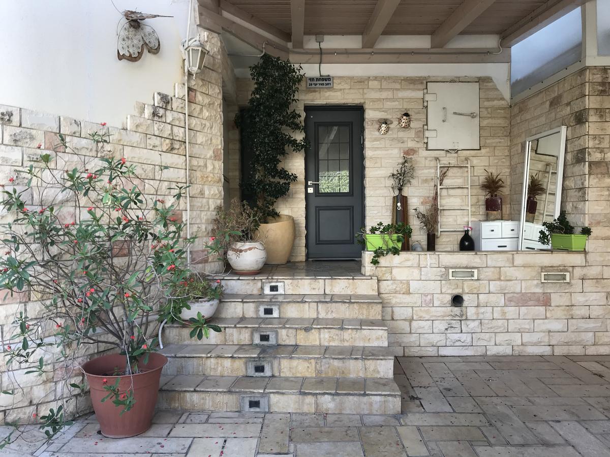 Appartamento Charming Unit With Pool And Great Amenities Rishon Leziyyon Esterno foto