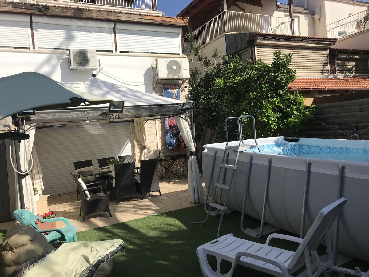 Appartamento Charming Unit With Pool And Great Amenities Rishon Leziyyon Esterno foto