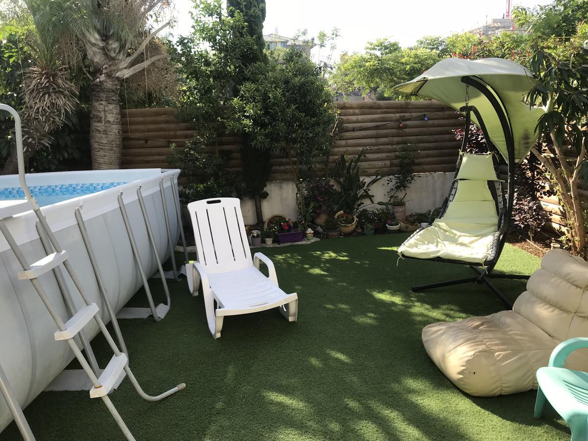 Appartamento Charming Unit With Pool And Great Amenities Rishon Leziyyon Esterno foto